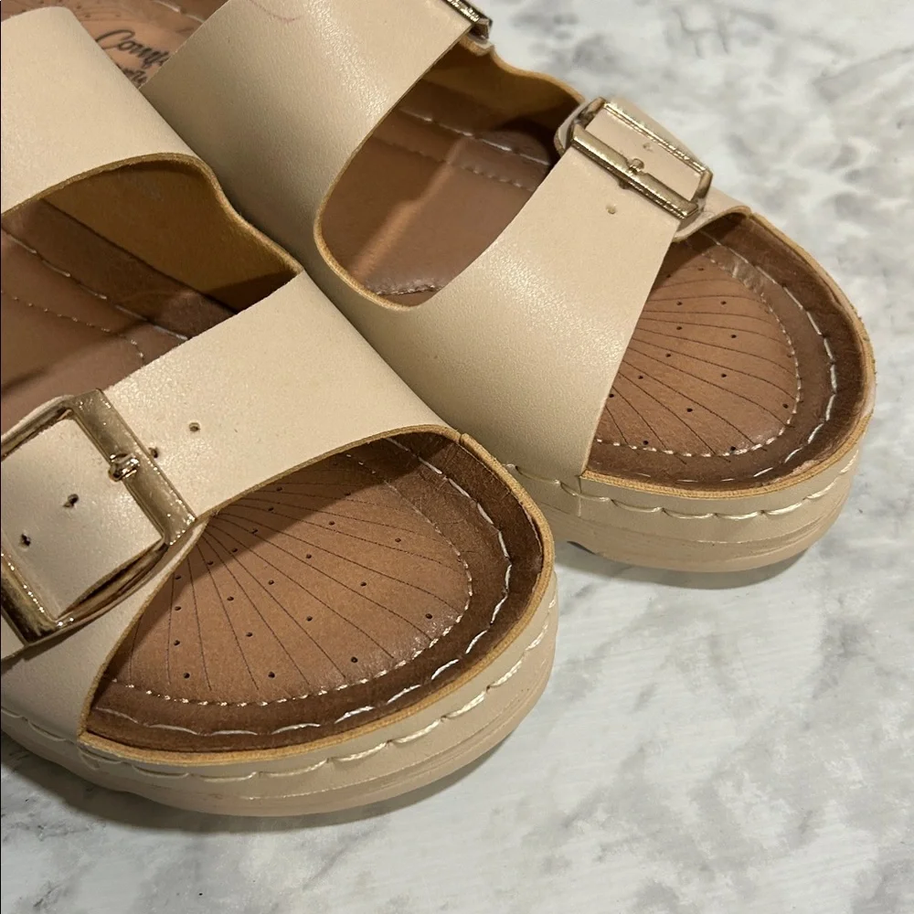 UNBRANDED WOMENS DOUBLE BUCKLE STRAP SANDALS CREAM SZ 8